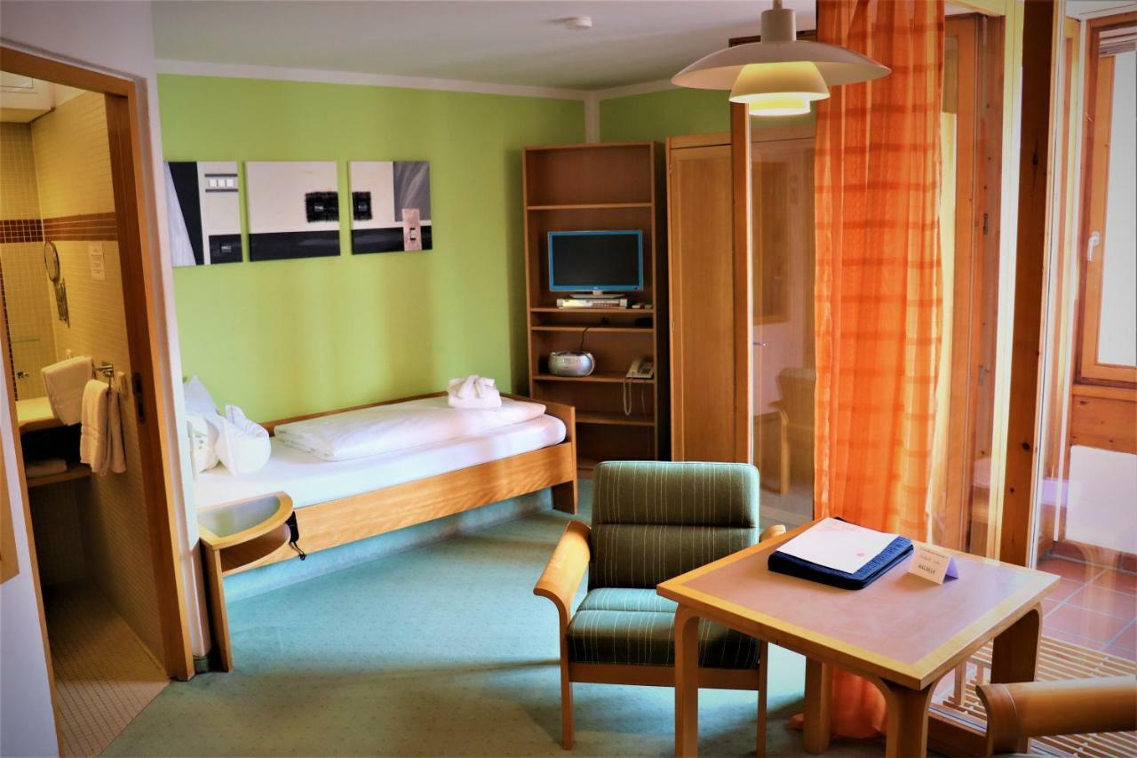 Hotel Und Appartementhof Waldeck Бад-Фюссінг Номер фото